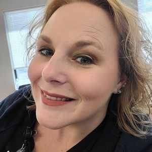 Meet your Posher, Jeannette